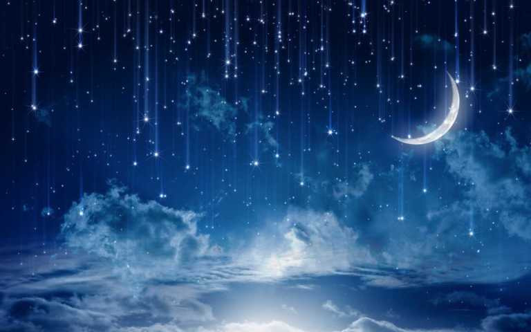 Cloudy night sky with star